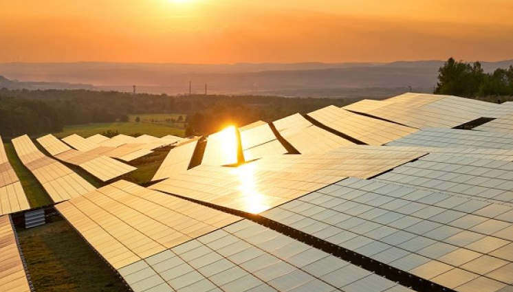 Boris Johnson pushes for solar and nuclear energy | Alternergy